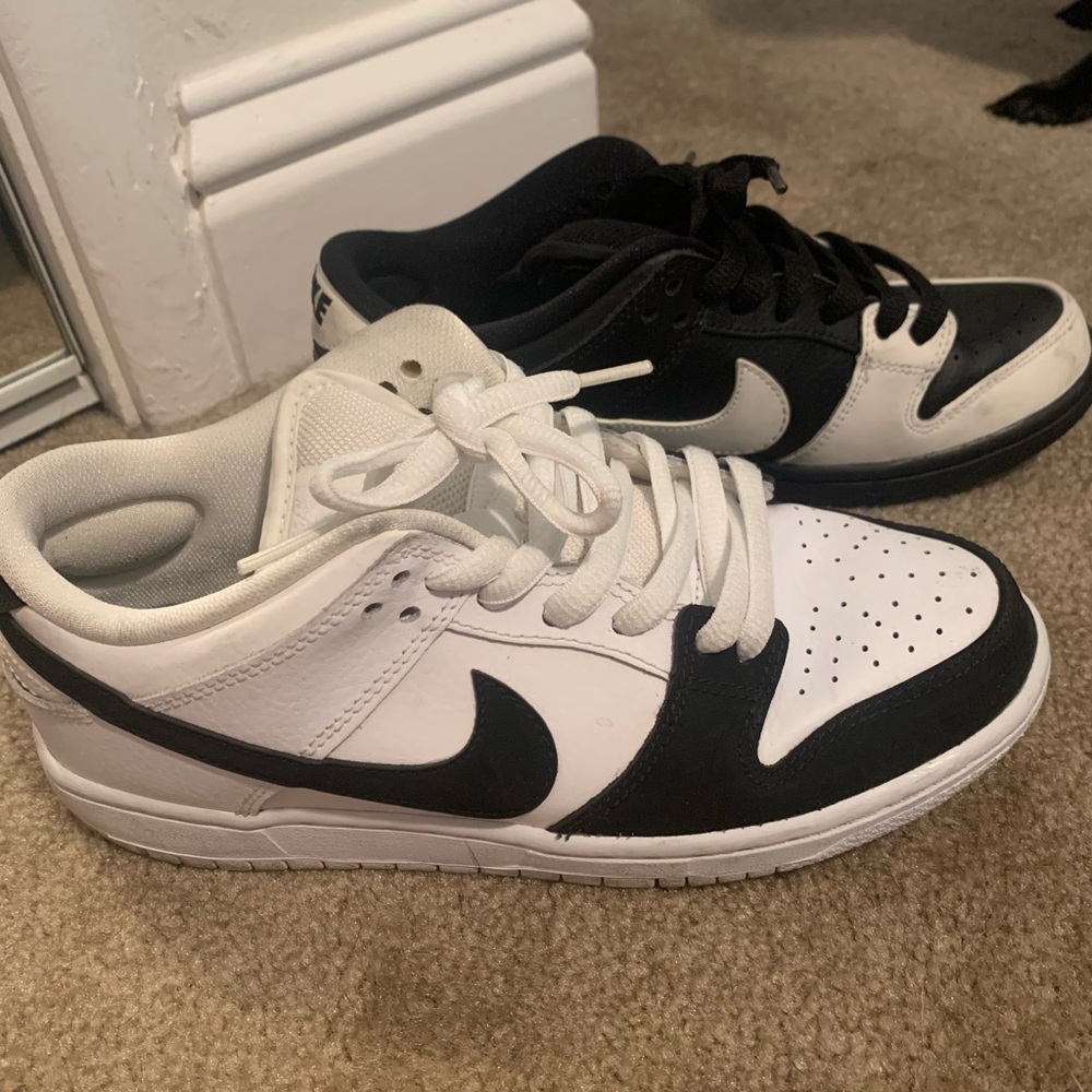 Ying yang Nike s8 rare pair
